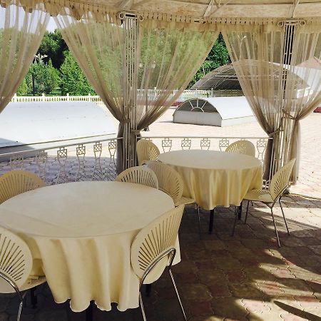 Hotel Ark Ms Taraz Ngoại thất bức ảnh