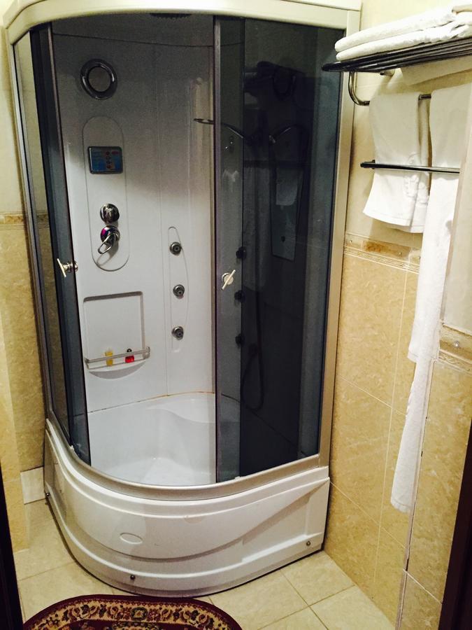 Hotel Ark Ms Taraz Ngoại thất bức ảnh