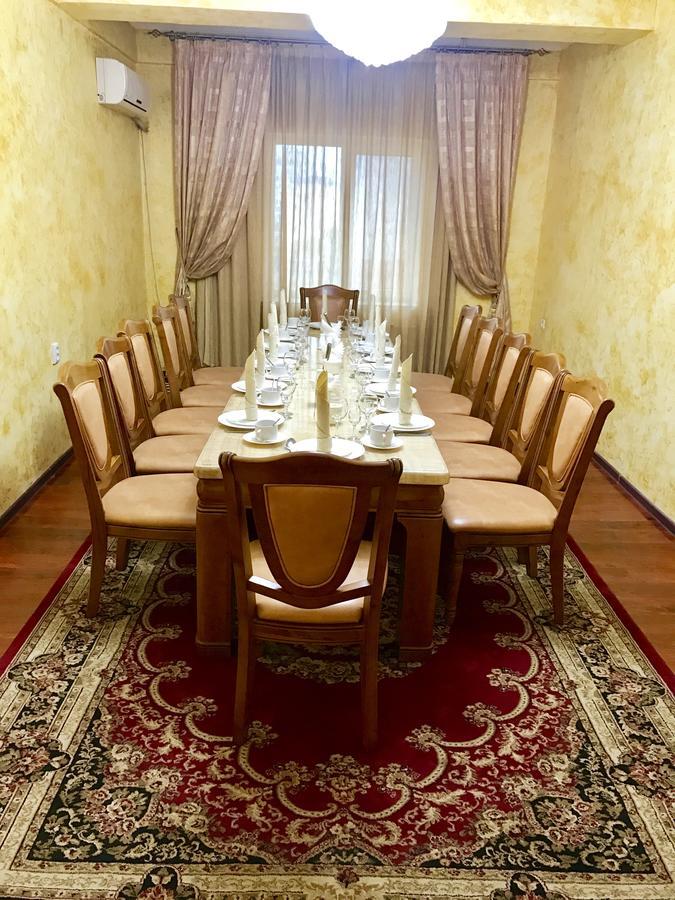 Hotel Ark Ms Taraz Ngoại thất bức ảnh